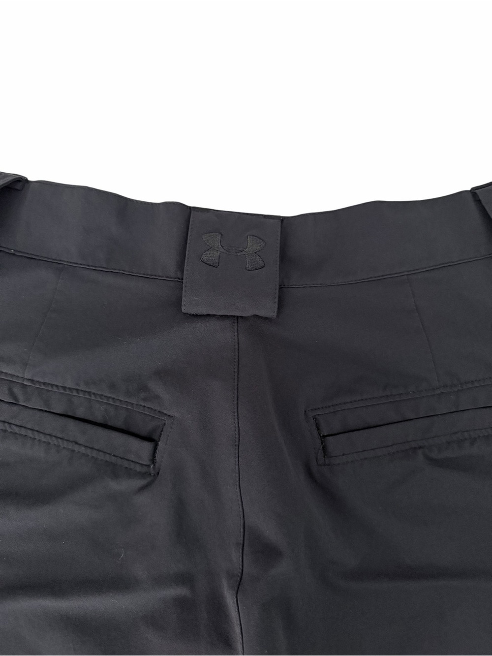 UNDER ARMOUR Black Performance Golf Stretch Shorts size 32R - Picture 3 of 9